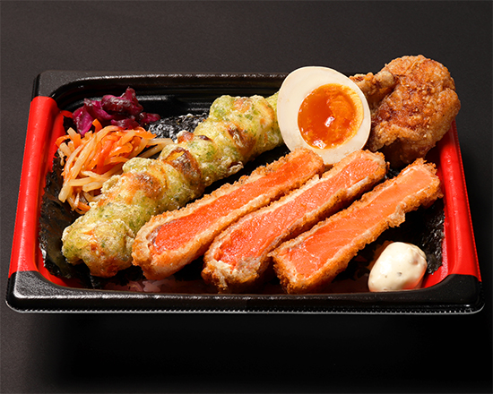 サーモンレアカツ海苔弁当